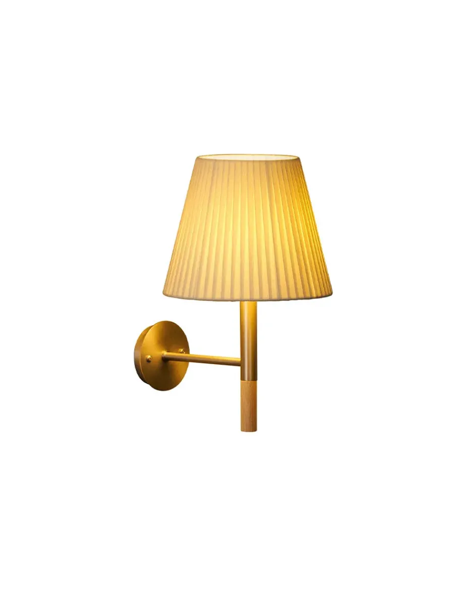 BC2 Væglampe fra Santa and Cole<Santa & Cole Hot