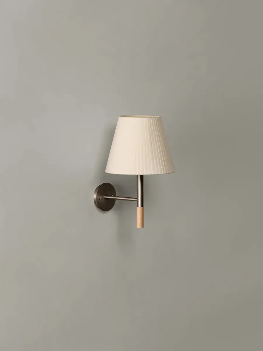 BC2 Væglampe fra Santa and Cole<Santa & Cole Hot