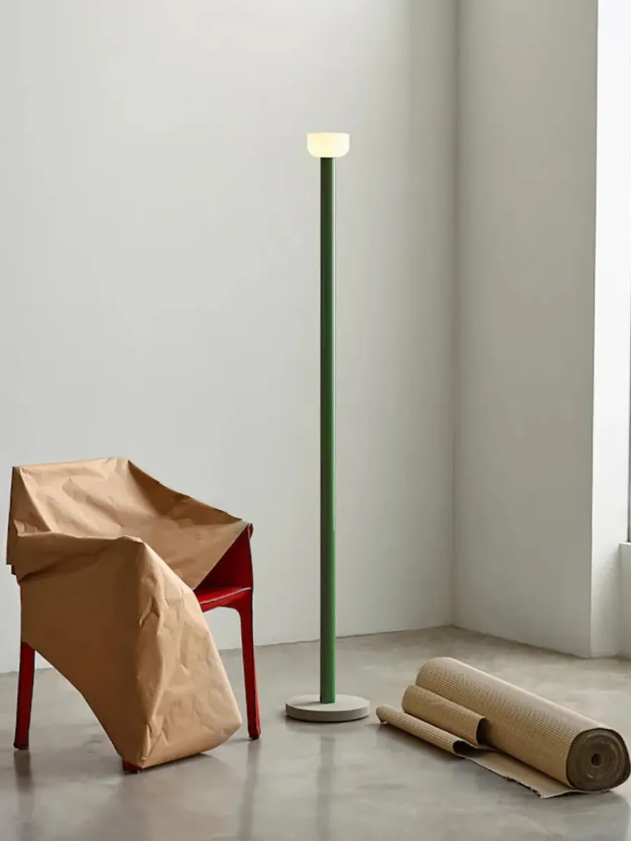 Bellhop Floor Lamp fra<Flos Discount