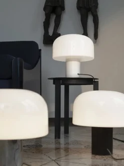Bellhop Glass Table Lamp fra<Flos Clearance