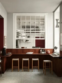 Betty barstol TK7 fra<&Tradition Sale