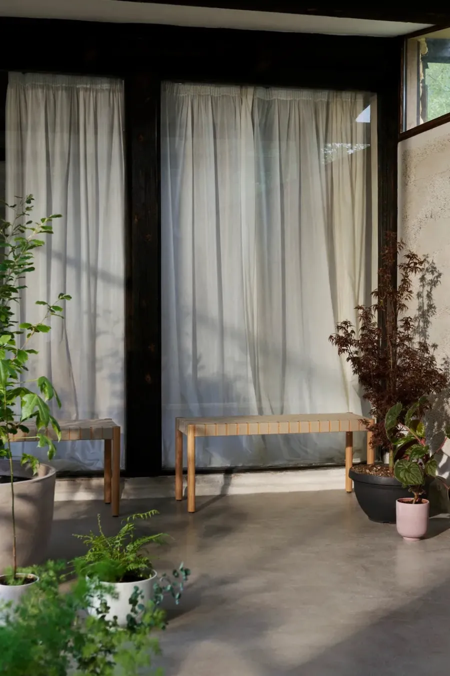 Betty bænk TK4 fra<&Tradition Outlet