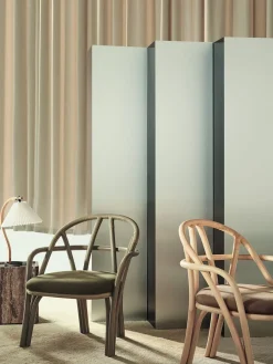 Bistra Lounge Chair fra<GUBI Discount