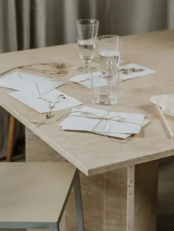 Bølge Spisebord fra<Wabi Sabi Nordic New