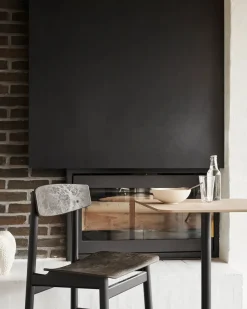 BM3162 Conscious stol, Black fra<Mater New