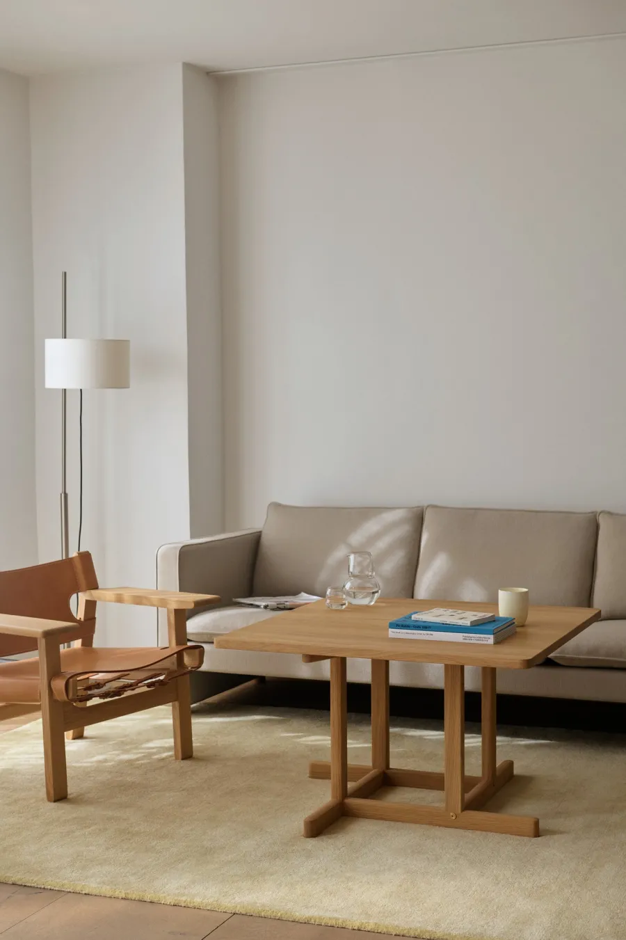 BM80 Shaker sofabord, rundt af Børge Mogensen<Fredericia Furniture Clearance