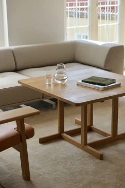 BM80 Shaker sofabord, rundt af Børge Mogensen<Fredericia Furniture Clearance