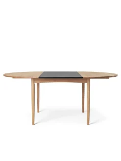 BM0121 Spisebord, olieret eg af Børge Mogensen<Carl Hansen & Søn New