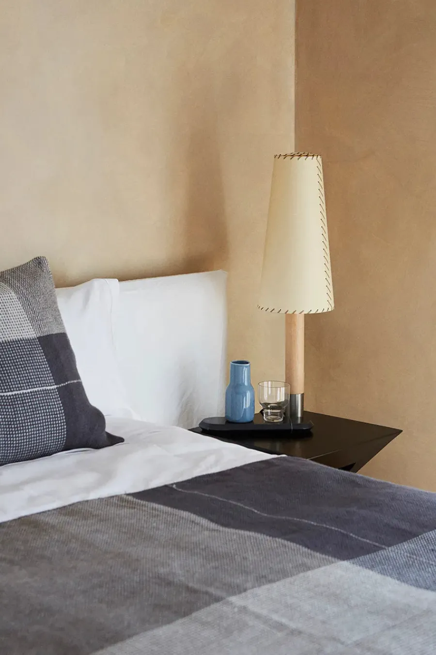 Básica M2 Bordlampe fra Santa and Cole<Santa & Cole Sale