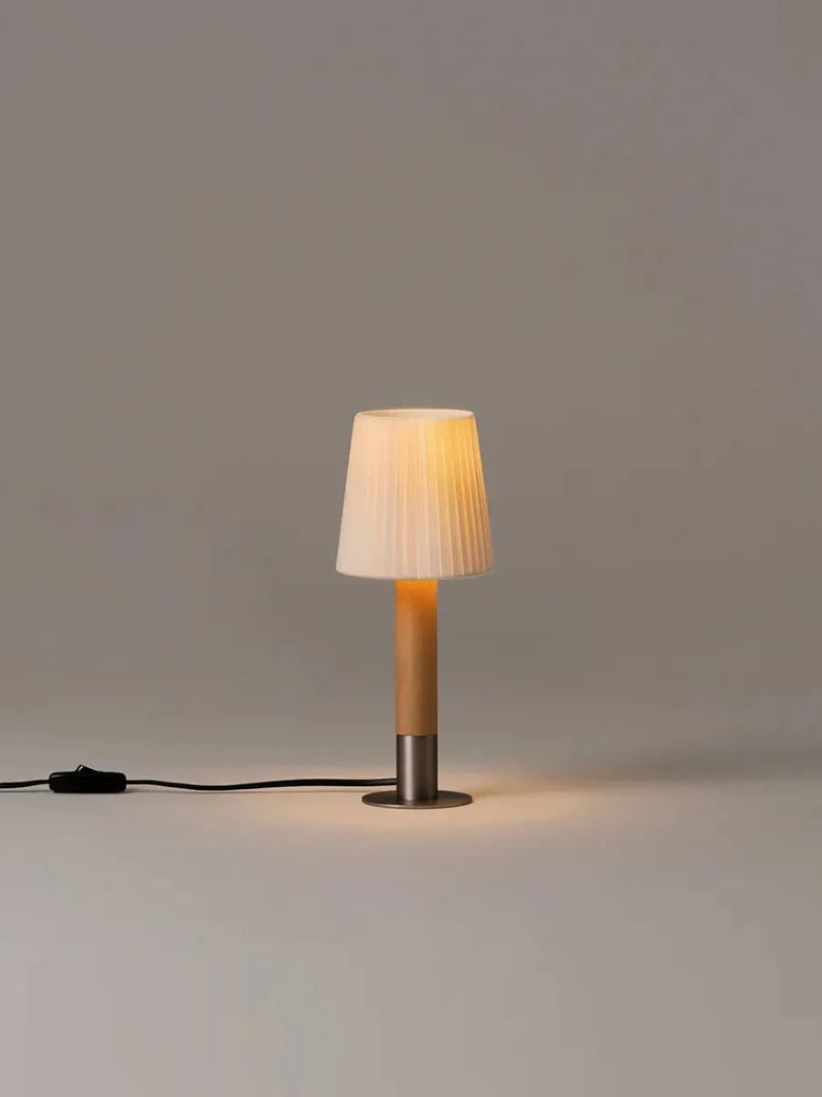 Básica M1 Bordlampe fra Santa and Cole<Santa & Cole New