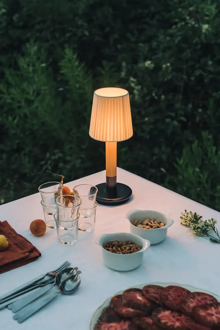 Básica Mínima Bordlampe fra Santa and Cole<Santa & Cole Discount