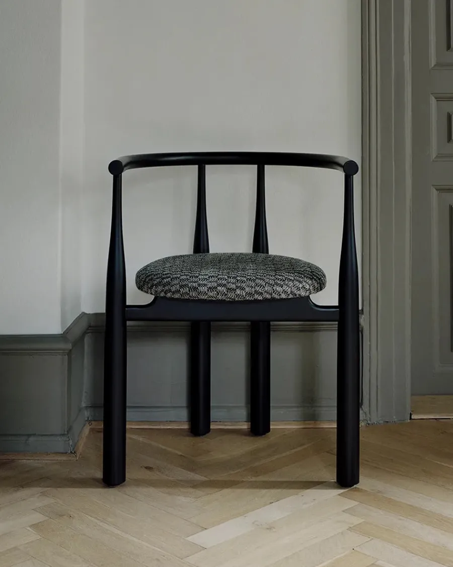 Bukowski Chair, sort fra<New Works Discount