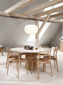 Cabin bord Ø150, beige marmor fra<Vipp Online