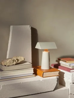Caret bordlampe fra<&Tradition Hot