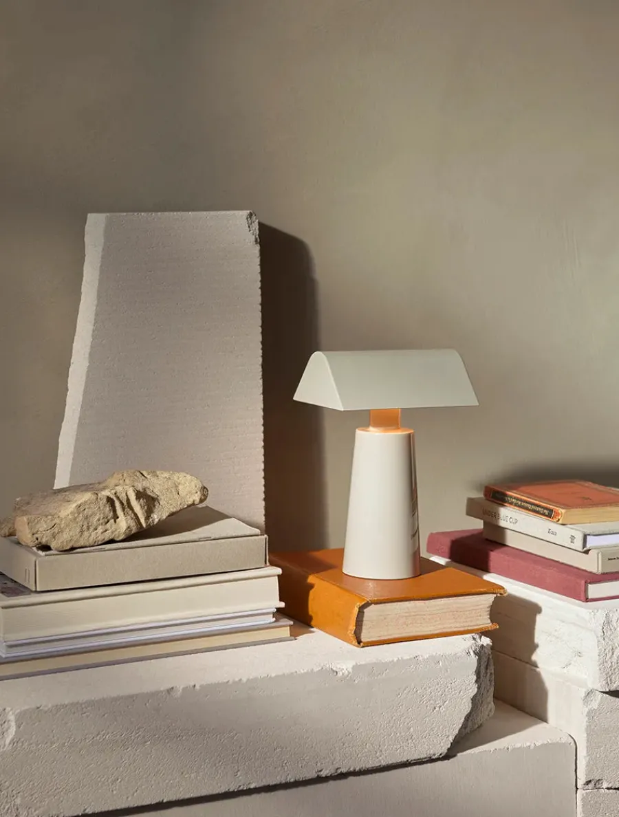 Caret bordlampe fra<&Tradition Hot