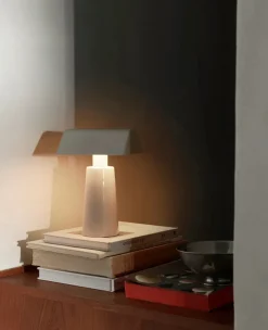 Caret bordlampe fra<&Tradition Hot