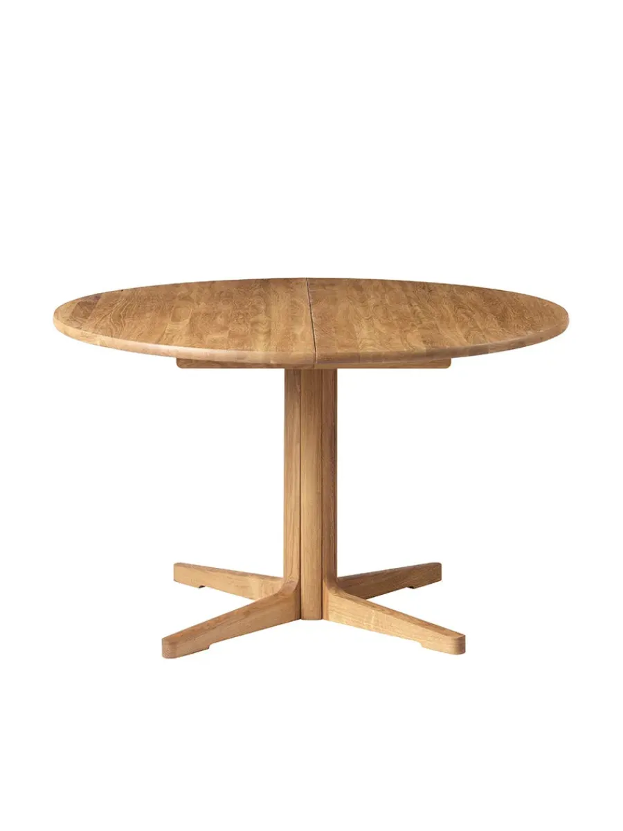 C69E Spisebord inkl. 2 tillægsplader fra<FDB Møbler Discount