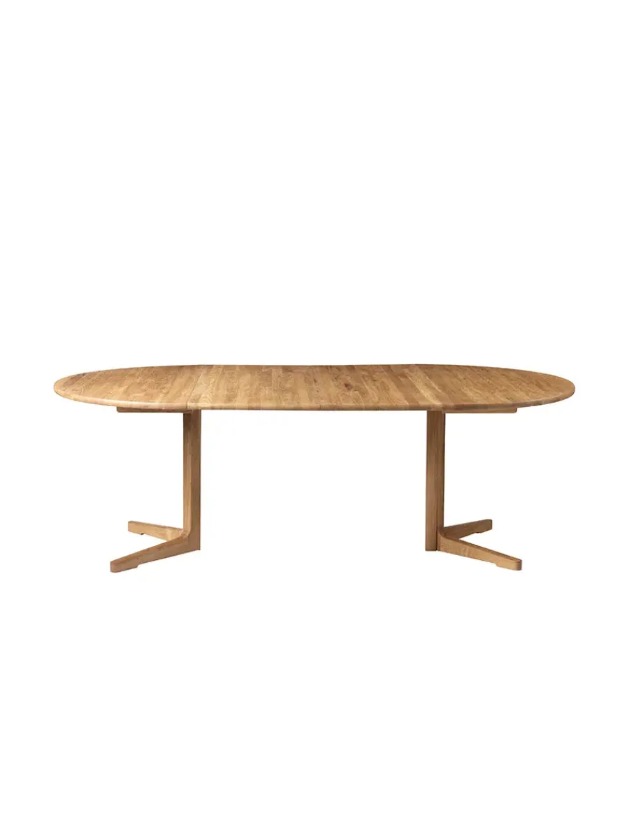 C69E Spisebord inkl. 2 tillægsplader fra<FDB Møbler Discount