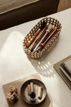 Ceramic Basket, oval fra<Ferm Living