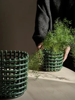 Ceramic Basket, small fra<Ferm Living Online