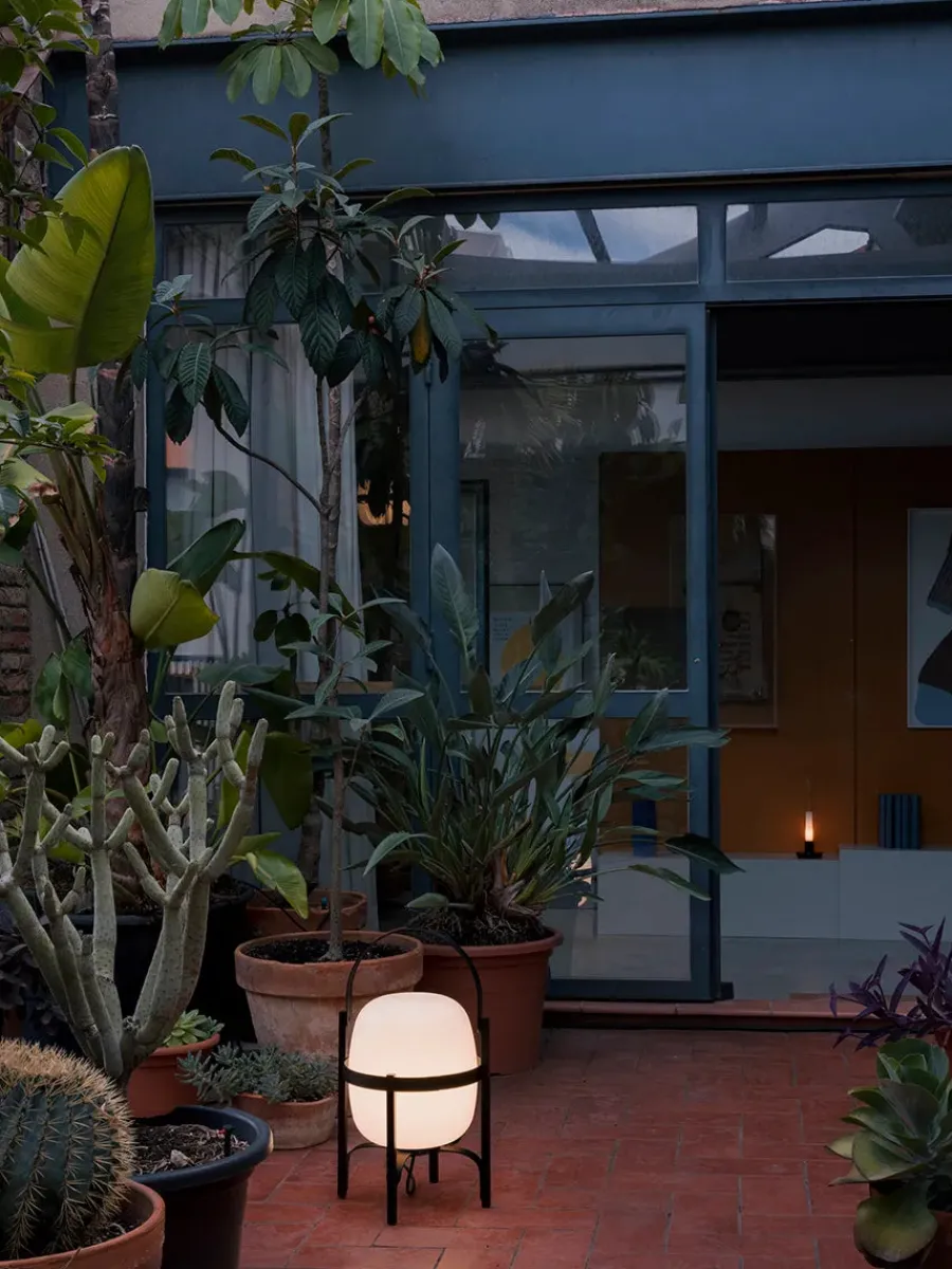 Cesta Exterior Lampe fra Santa and Cole<Santa & Cole Discount