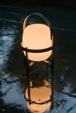 Cestita Alubat Bordlampe fra Santa and Cole<Santa & Cole Discount