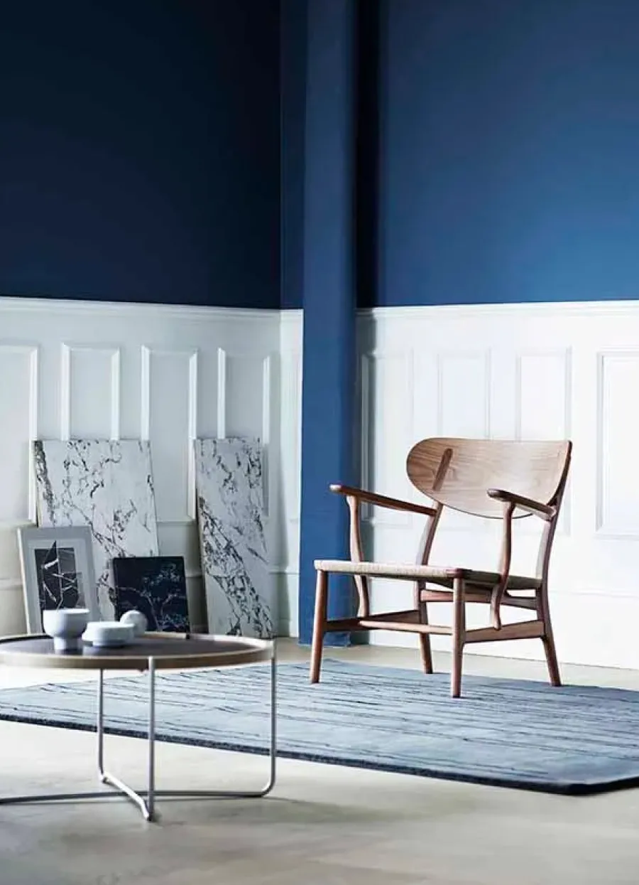 CH417 Bakkebord af Hans J. Wegner<Carl Hansen & Søn Hot