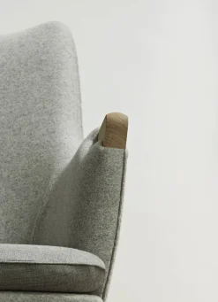 CH71 Lænestol af Hans J. Wegner<Carl Hansen & Søn Sale