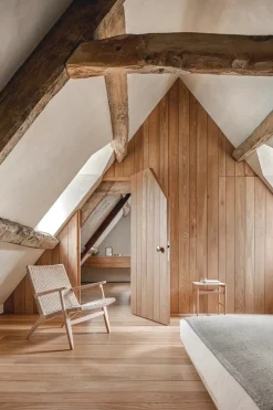 CH25 Loungestol, eg olie af Hans J. Wegner<Carl Hansen & Søn Hot