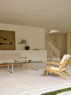 CH290 loungestol, eg olie af Hans J. Wegner<Carl Hansen & Søn Outlet