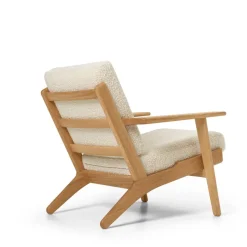 CH290 loungestol, eg olie af Hans J. Wegner<Carl Hansen & Søn Outlet