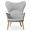 CH78 Mama Bear af Hans J. Wegner<Carl Hansen & Søn Sale