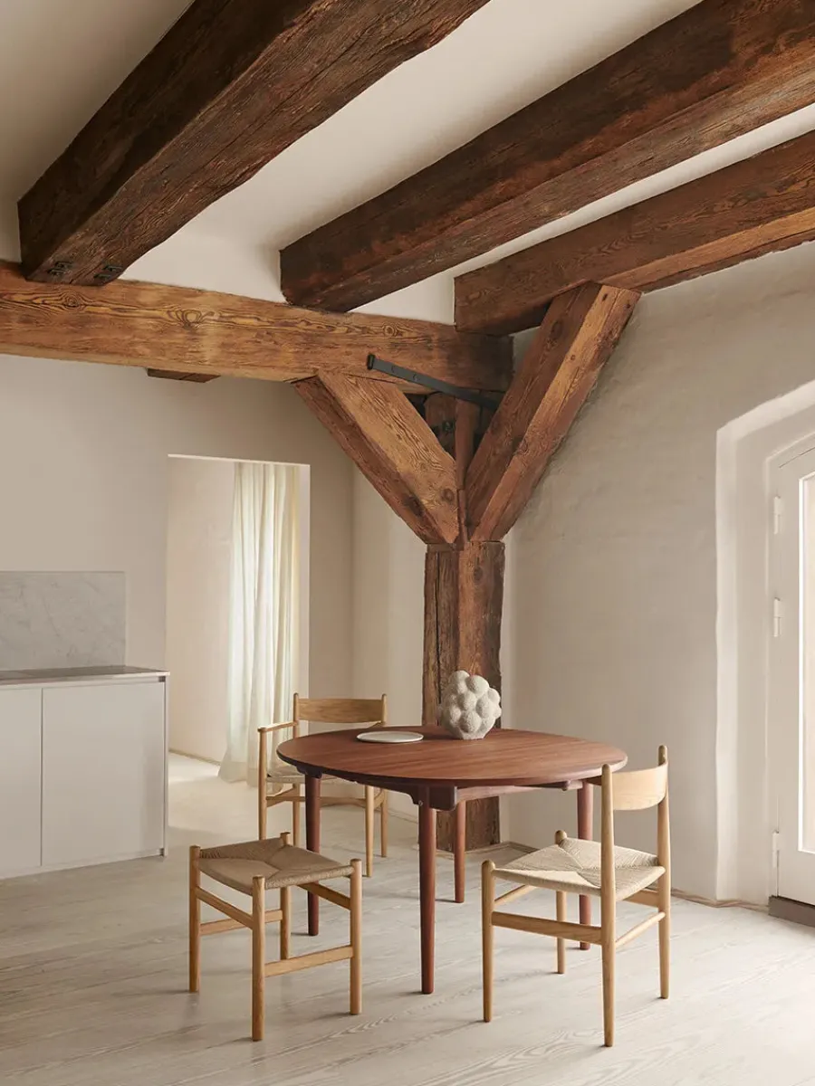 CH339 Spisebord fra<Carl Hansen & Søn Hot