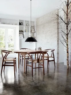 CH338 Spisebord fra<Carl Hansen & Søn Hot