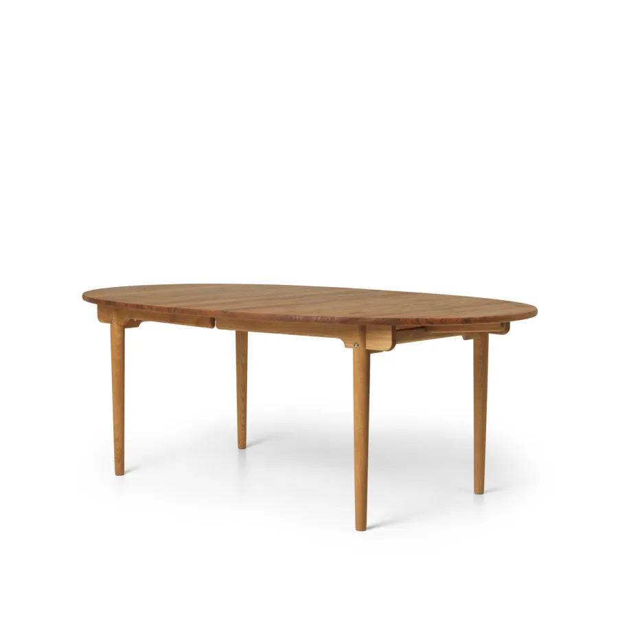CH338 Spisebord fra<Carl Hansen & Søn Hot