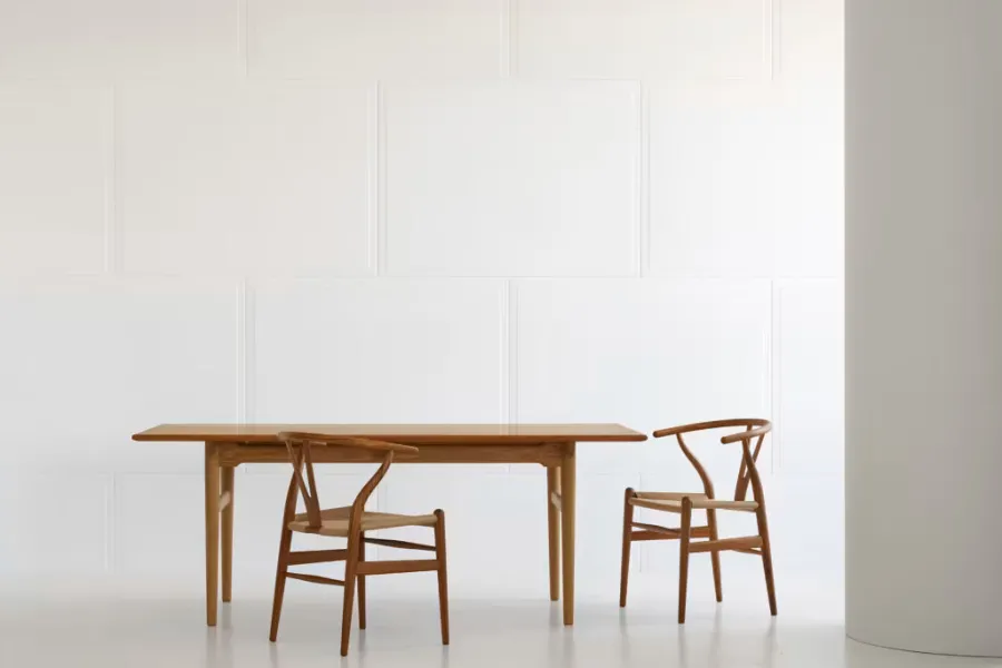 CH327 Spisebord Teak Mix, 248 cm fra<Carl Hansen & Søn New