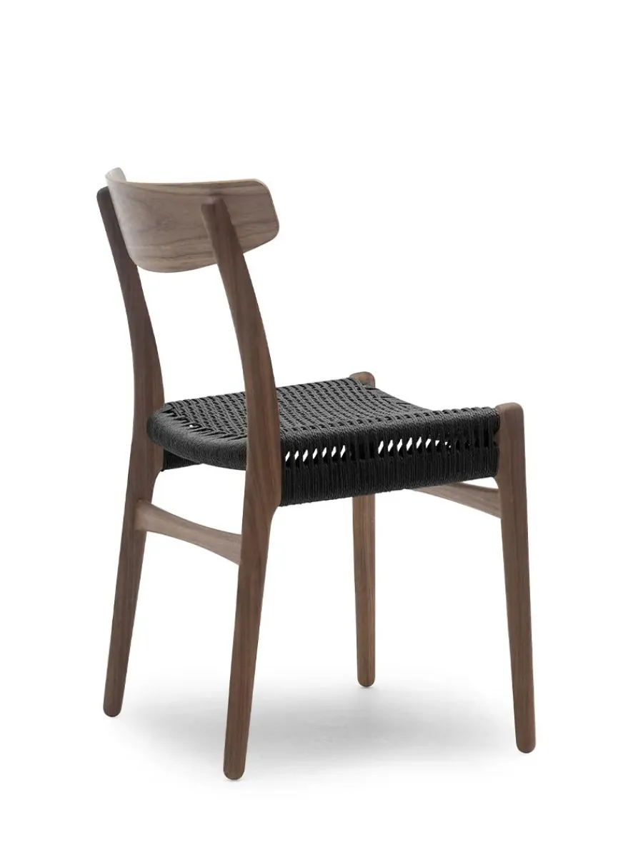 CH23 Spisestol, valnød olie med sort flet af Hans J. Wegner<Carl Hansen & Søn Sale