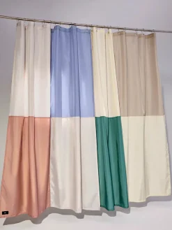 Check badeforhæng fra<HAY Sale