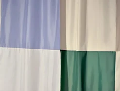 Check badeforhæng fra<HAY Sale