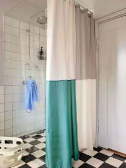 Check badeforhæng fra<HAY Sale