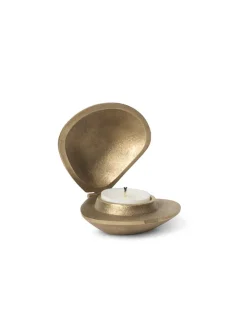 Clam Candle Holder fra<Ferm Living Clearance