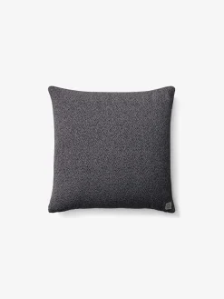 Collect Boucle Cushion SC28 fra<&Tradition