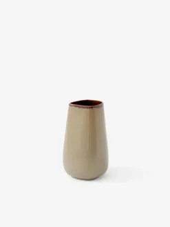 Collect Ceramic Vases fra<&Tradition