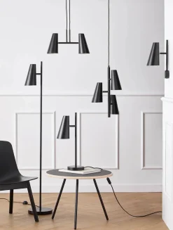 Cono Wall Lamp fra<Woud New