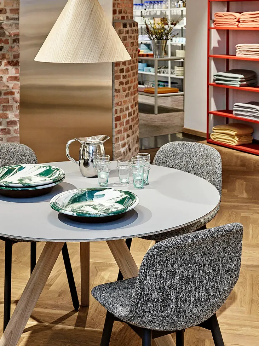 Copenhague CPH20 Bord, Ø90 cm fra<HAY Hot