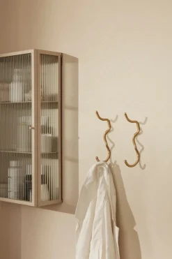 Curvature hook fra<Ferm Living Online
