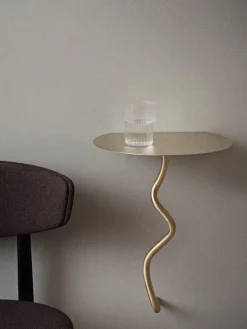 Curvature Wall Table fra<Ferm Living