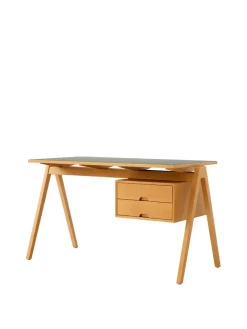 Daystak Desk RD3 fra<&Tradition Hot