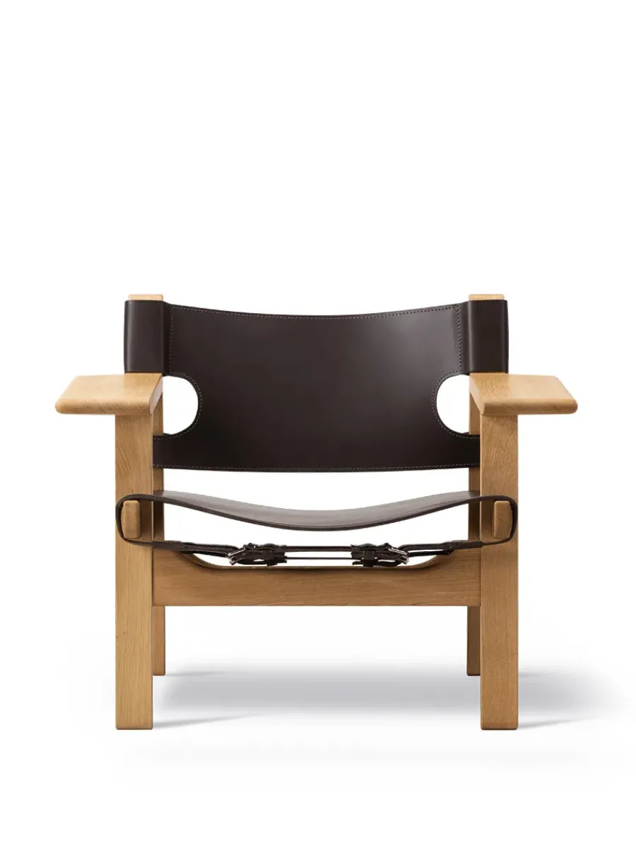 Den Spanske Stol i mørkebrun læder, Røget eg olie af Børge Mogensen<Fredericia Furniture Best