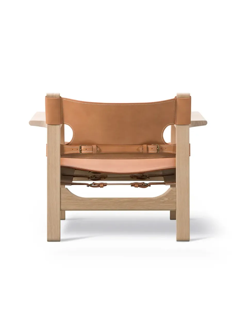 Den Spanske Stol i mørkebrun læder, Røget eg olie af Børge Mogensen<Fredericia Furniture Best